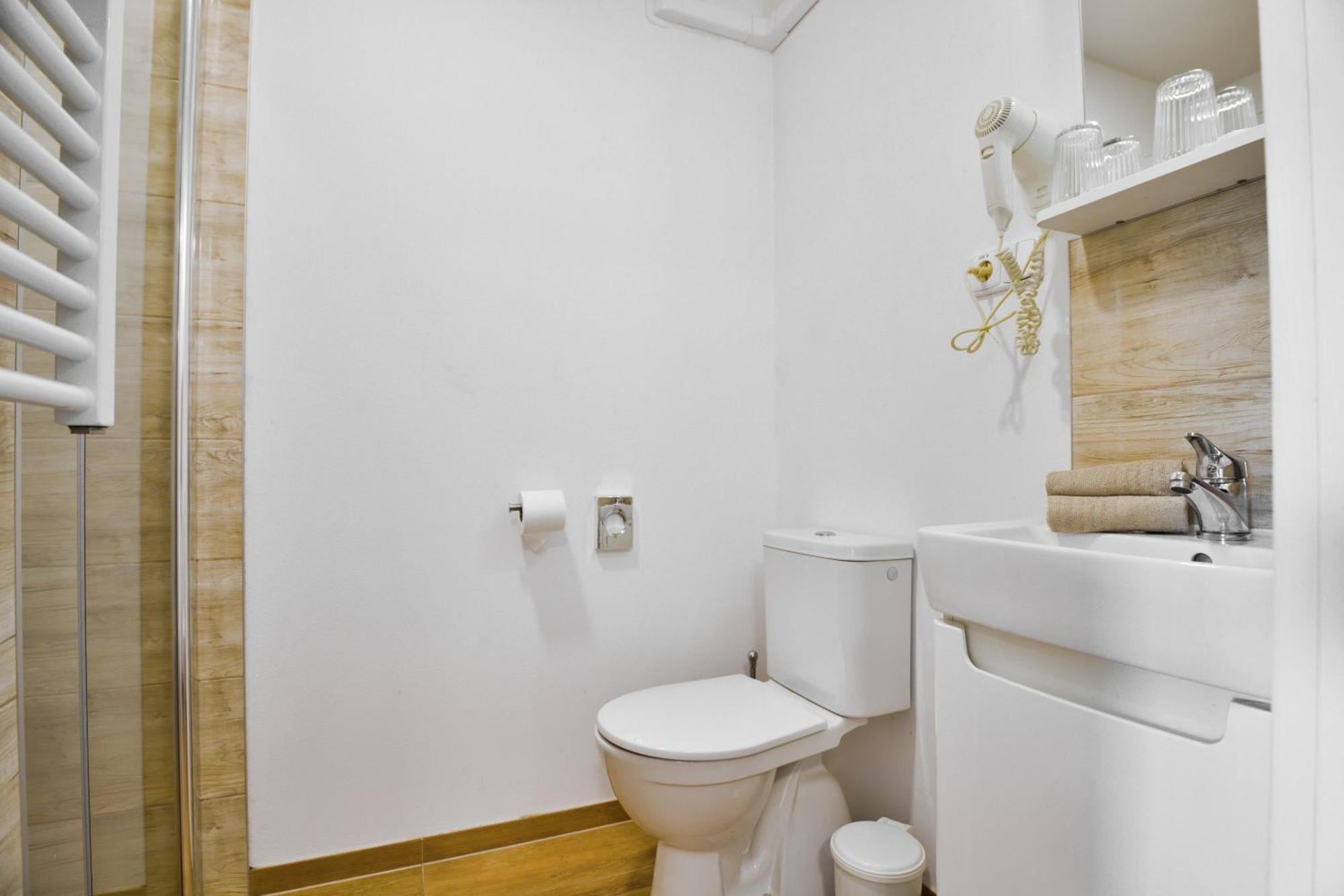 Apartmany Дечин Екстериор снимка