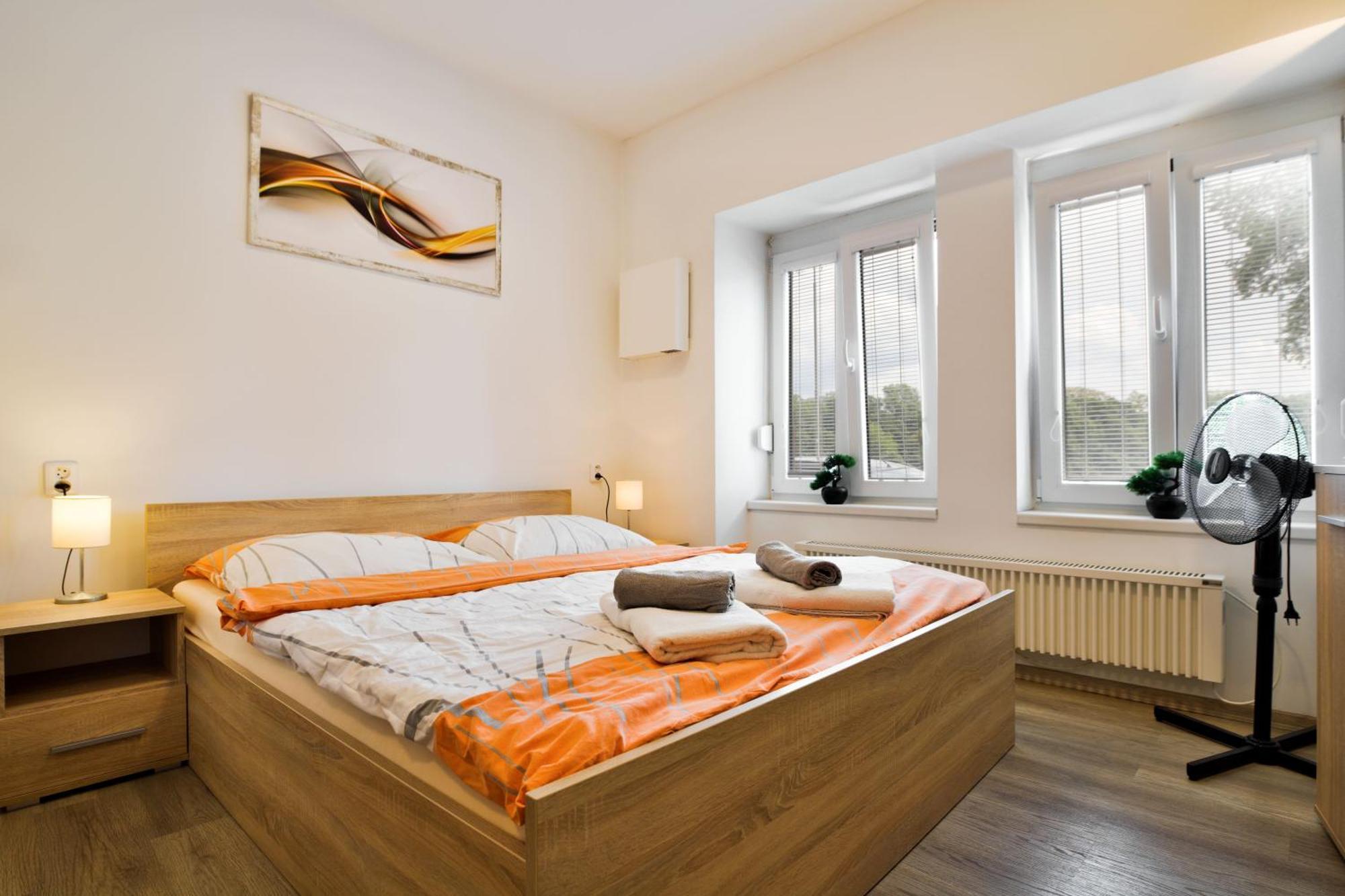 Apartmany Дечин Екстериор снимка
