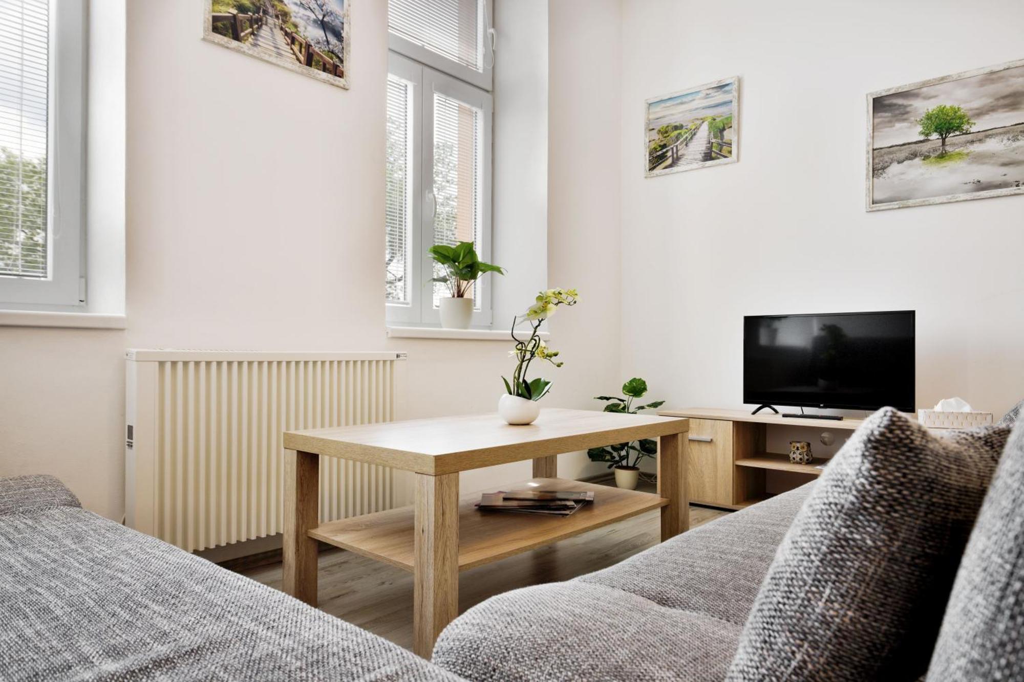 Apartmany Дечин Екстериор снимка