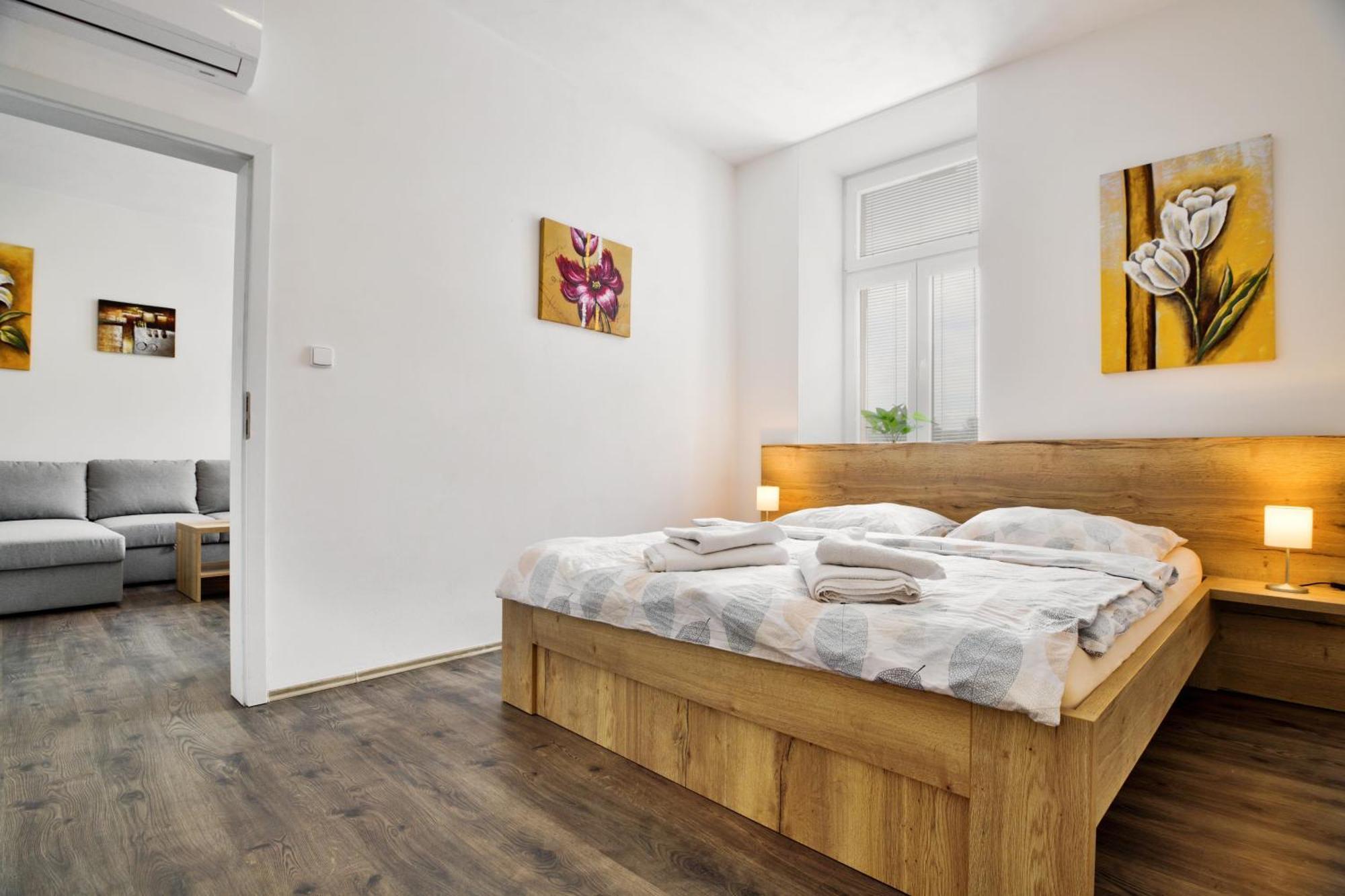 Apartmany Дечин Екстериор снимка