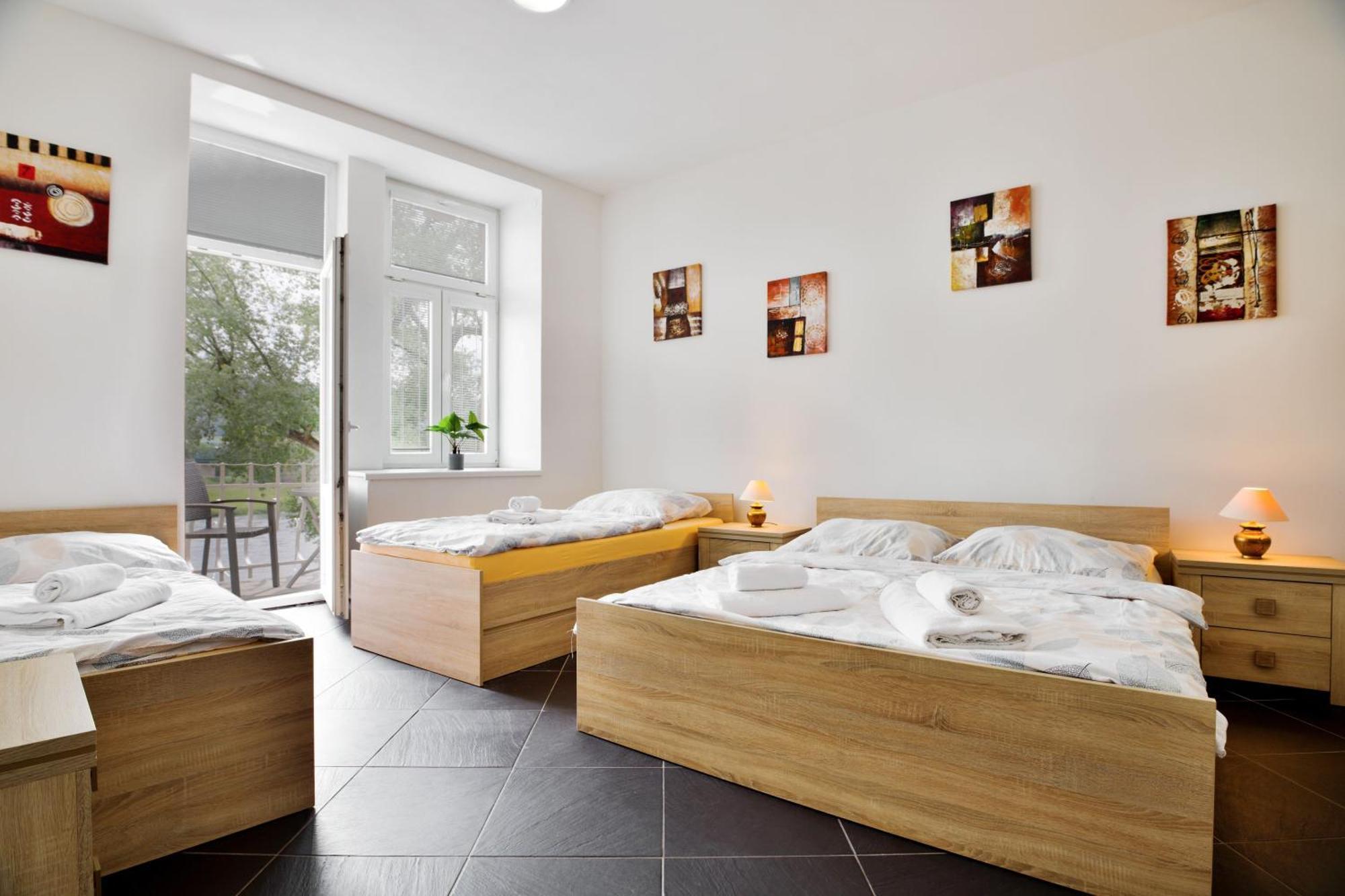 Apartmany Дечин Екстериор снимка
