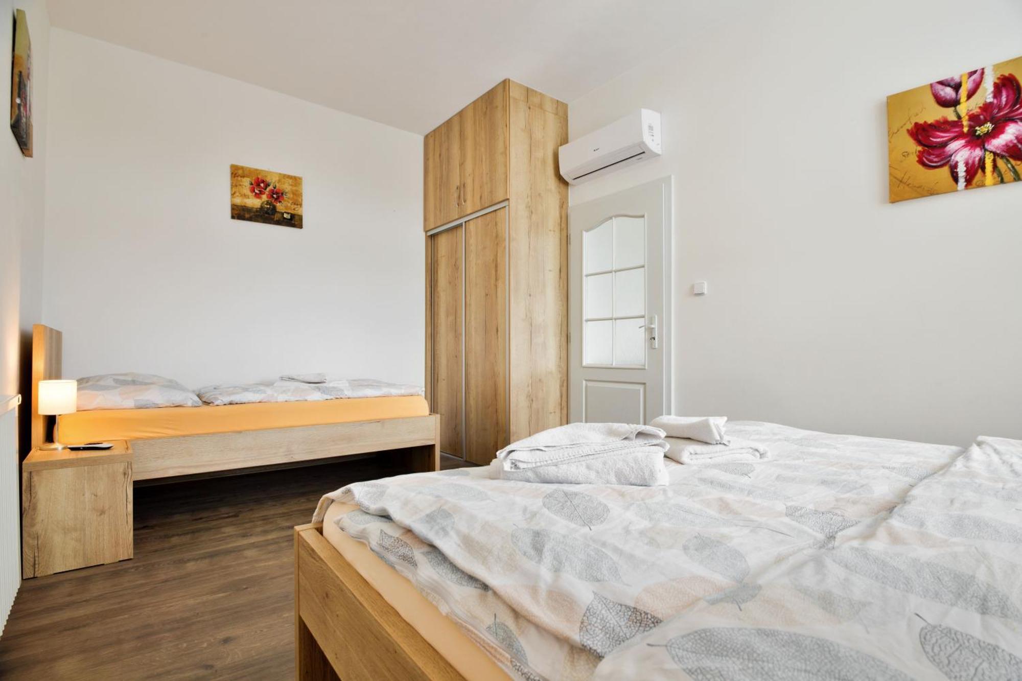 Apartmany Дечин Екстериор снимка