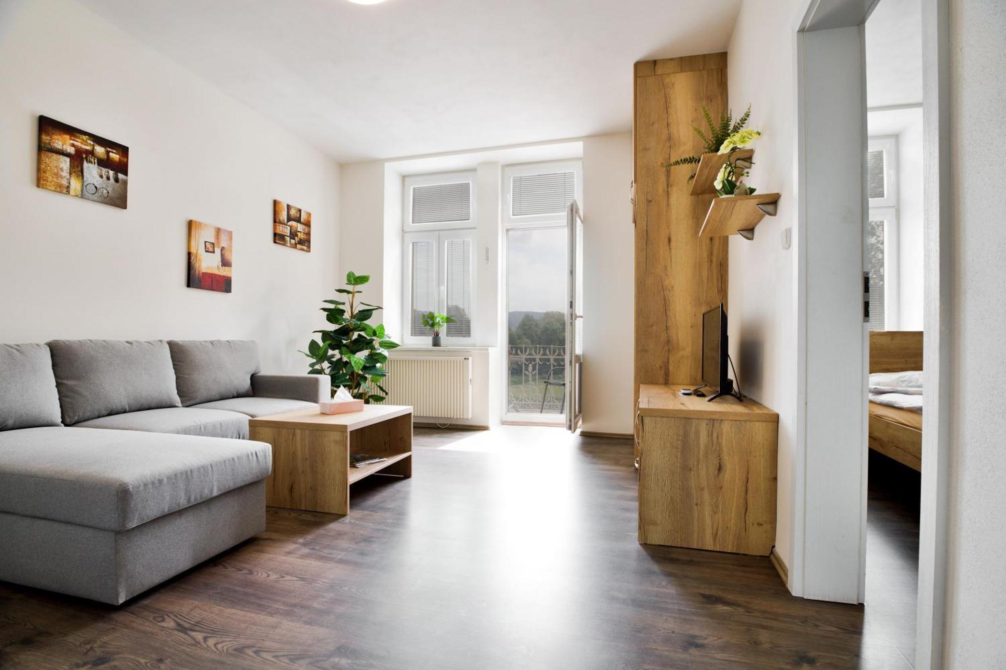 Apartmany Дечин Екстериор снимка