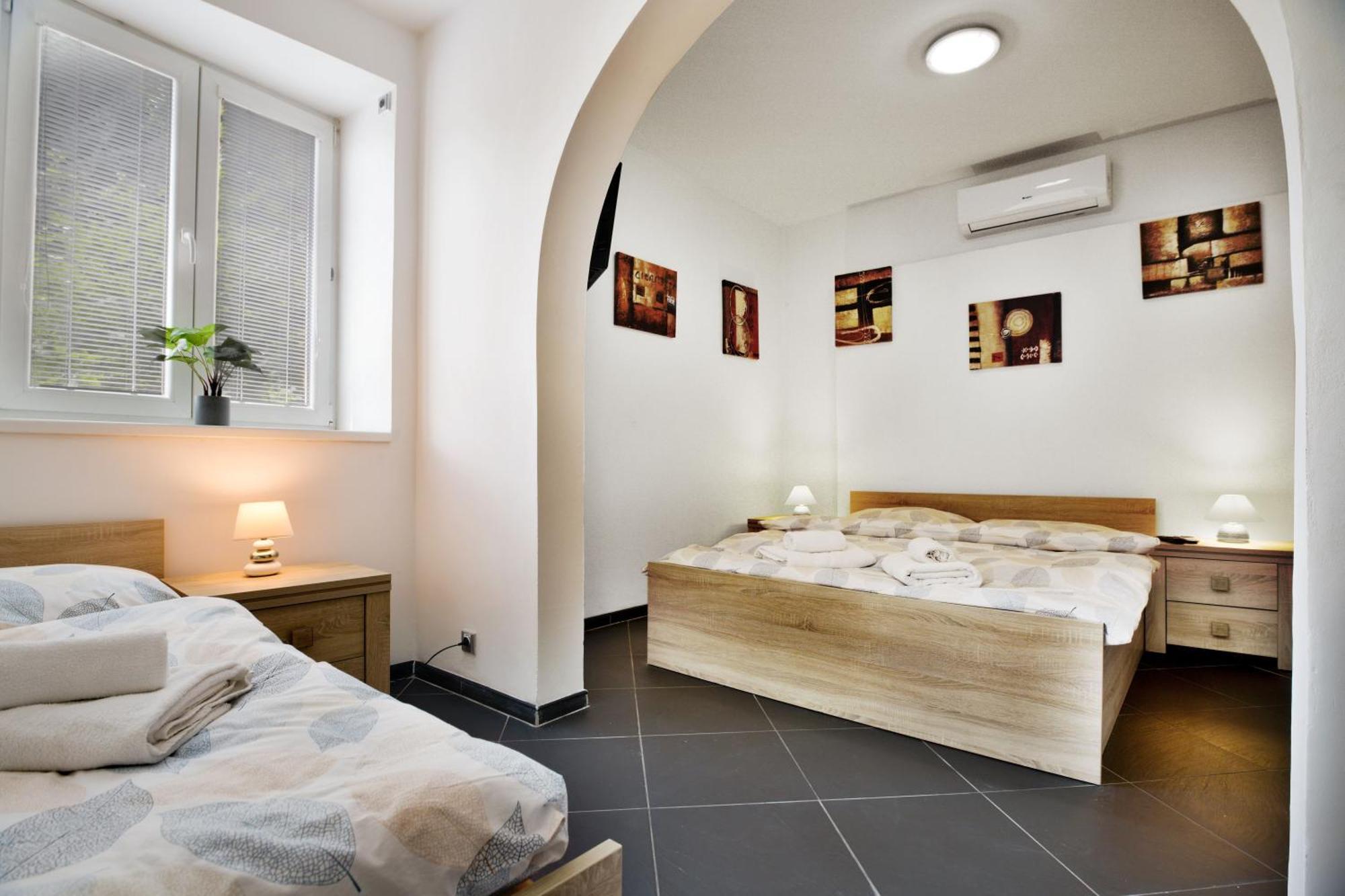 Apartmany Дечин Екстериор снимка